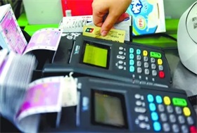 “迪拜人工智能周”聚焦前沿技术与产业落地